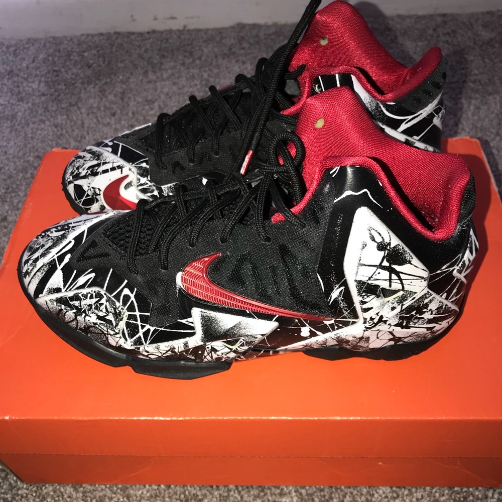 Nike Graffiti Lebrons